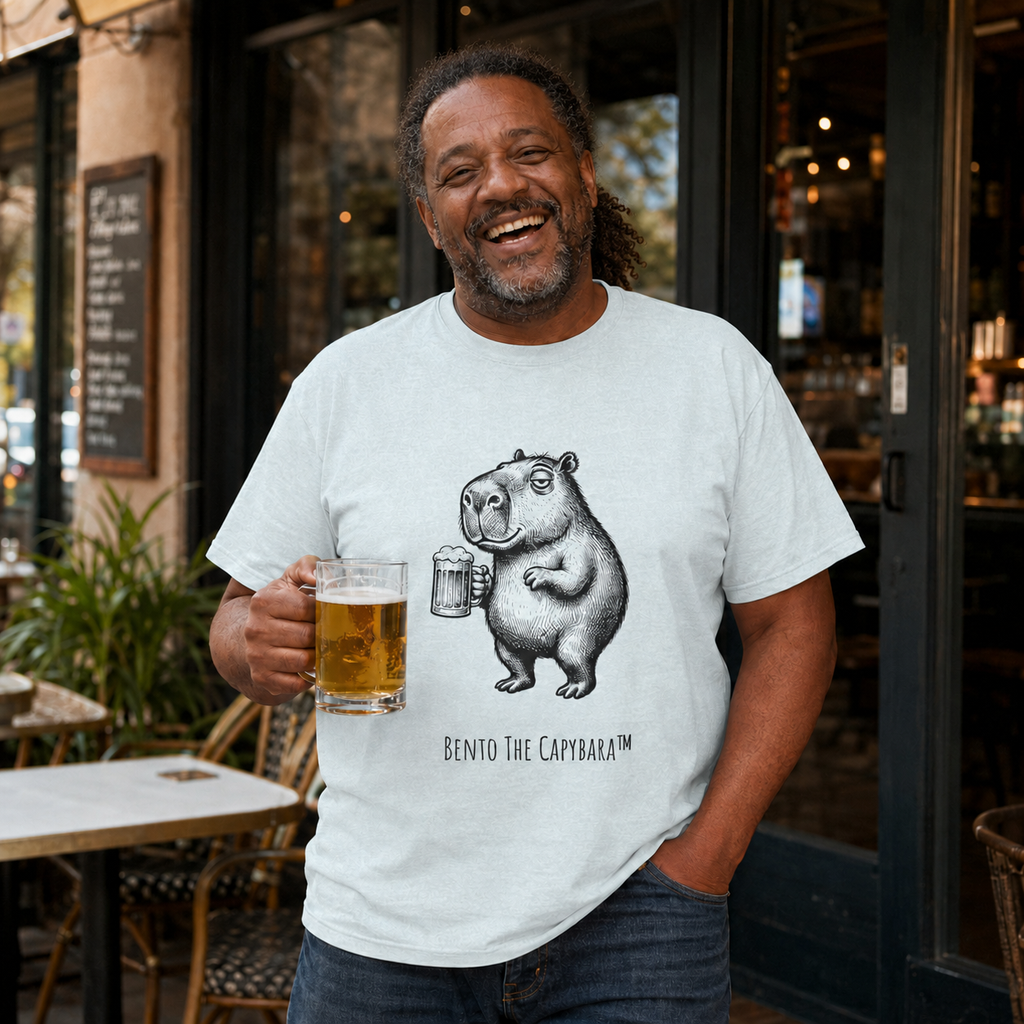 Happy Hour Capybara Men's T-Shirt Round Neck